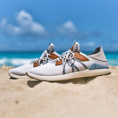 OluKai Mio Lī Men's Athletic Shoes - Mist Grey / Poi