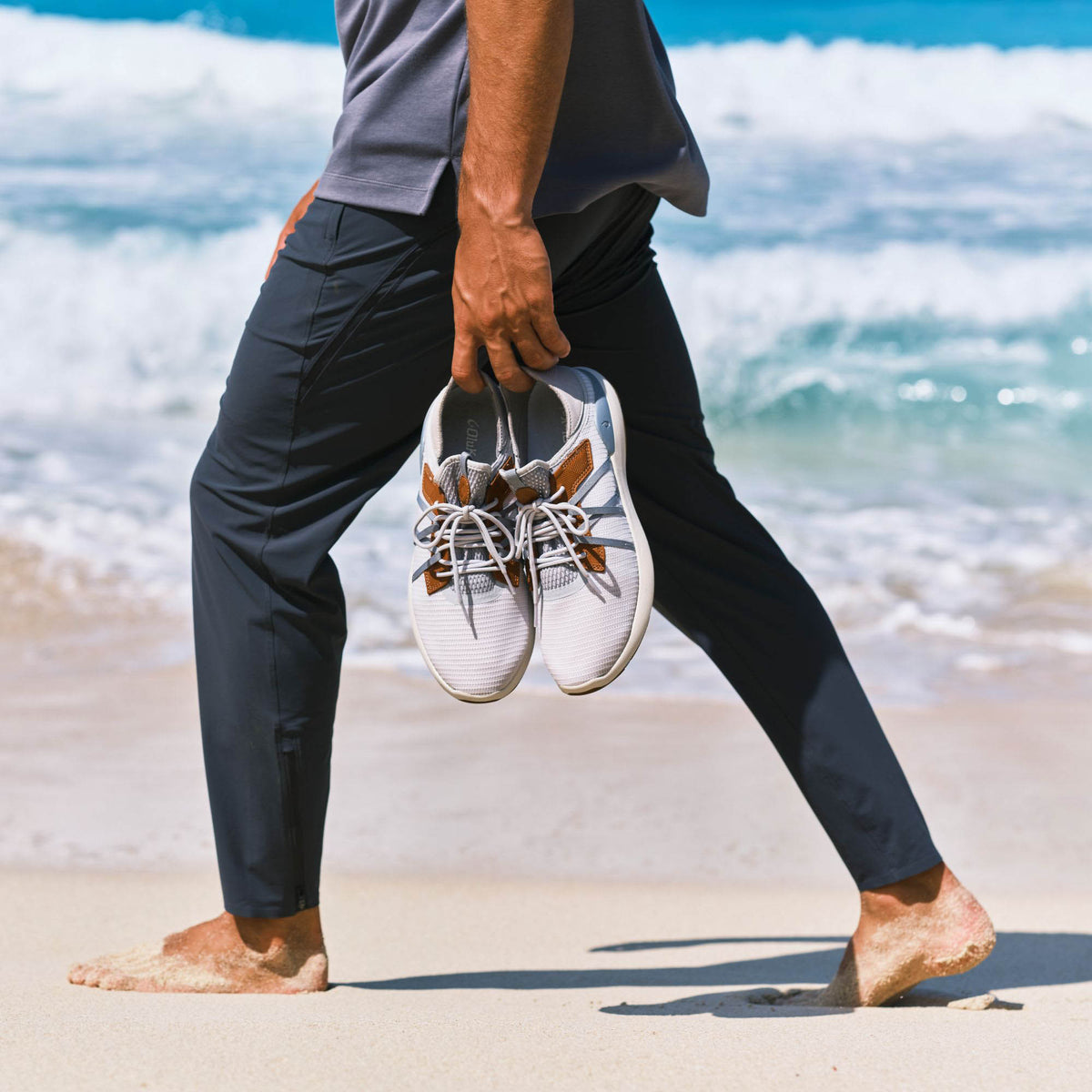 OluKai Mio Lī Men's Athletic Shoes - Mist Grey / Poi