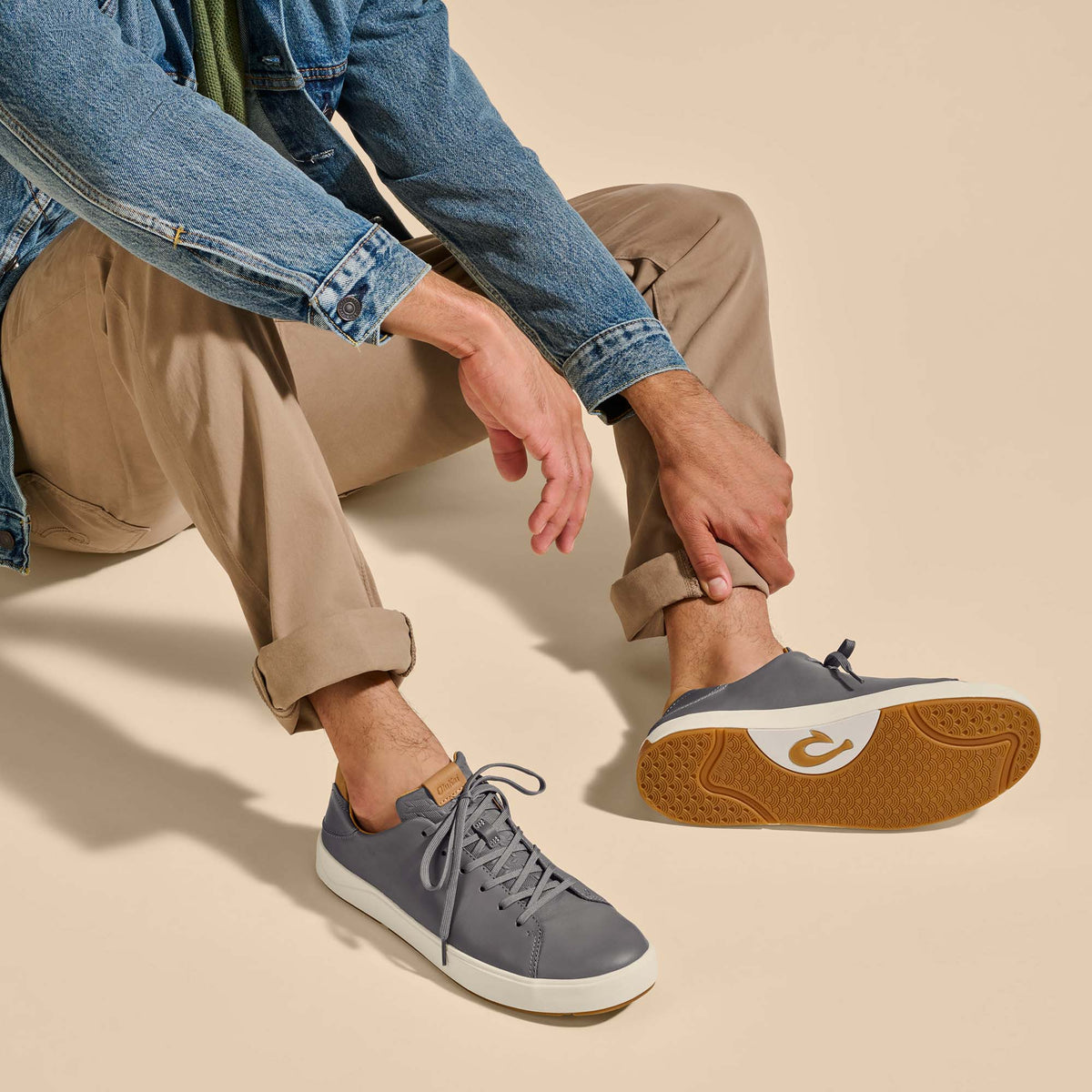 OluKai Lae‘ahi Lī ‘Ili Men's Leather Sneakers - Stone
