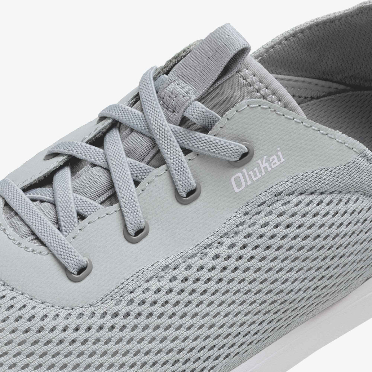 OluKai Moku Pae - Cloud Grey / Ash
