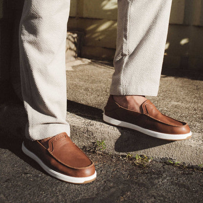 OluKai Kākaha Nia Men‘s Leather Slip-On Shoes - Fox