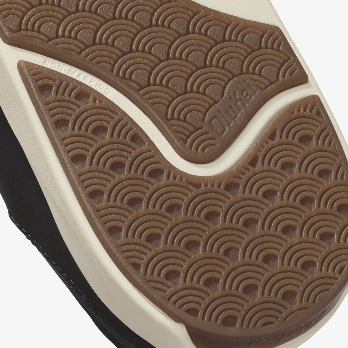 OluKai Lae'ahi Nui - Black / Tan