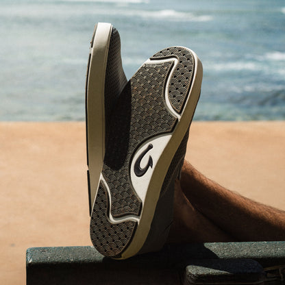 OluKai Lae‘ahi Men's Slip-On Sneakers - Poi