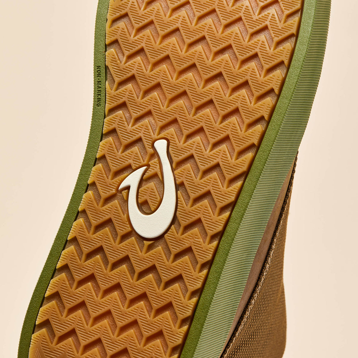 OluKai Mōlina Men’s Waterproof Leather Boots - Mustang Hanu