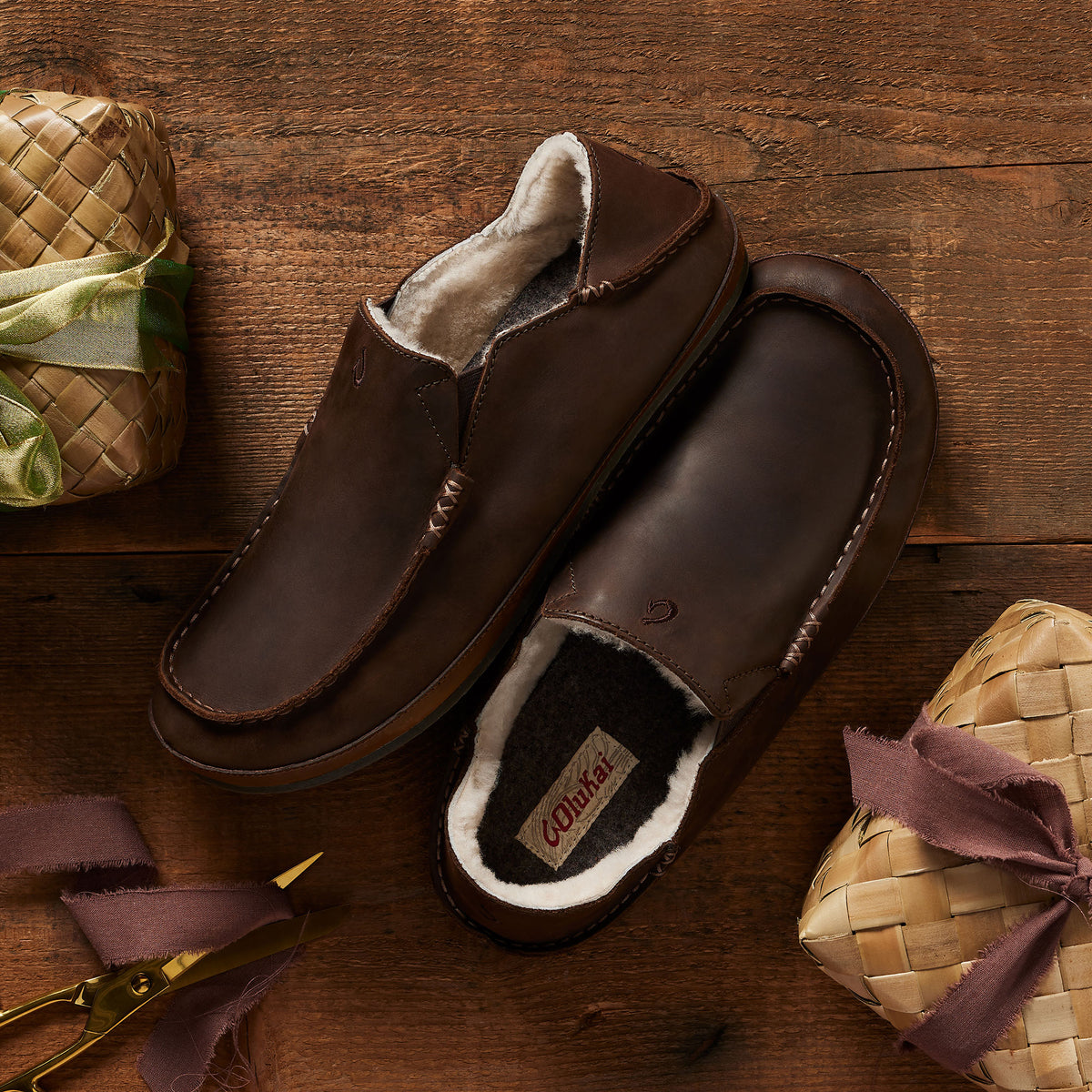 OluKai Moloā Men's Nubuck Leather Slippers - Dark Wood