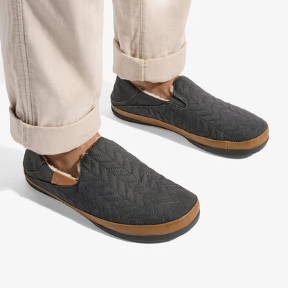 OluKai Hanohano Men’s Waxed Canvas Slippers - Dark Shadow