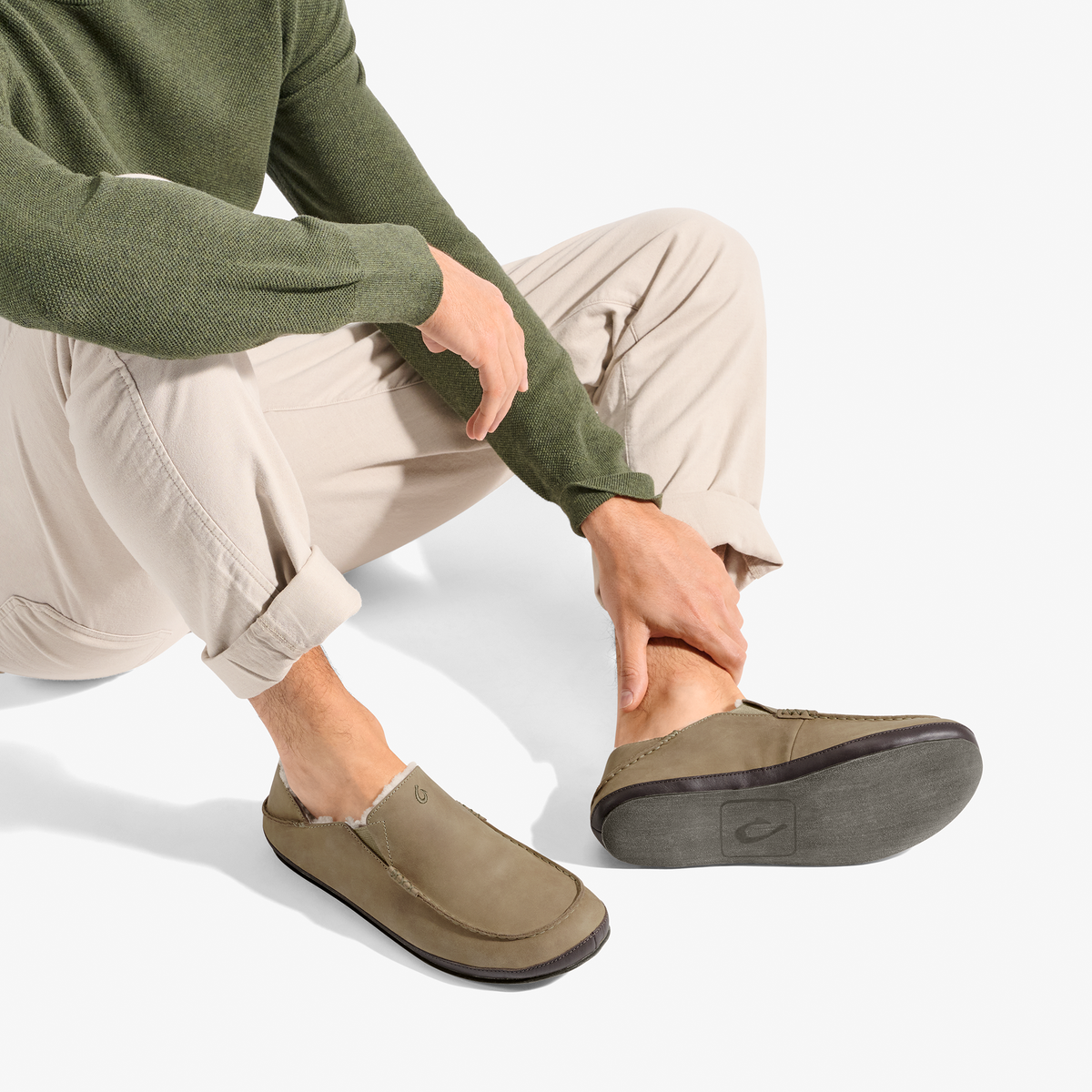 OluKai Moloā Slipper - Clay / Dk Java