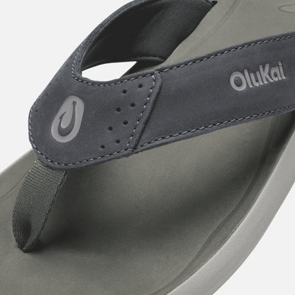 OluKai Pili - Rock / Ash