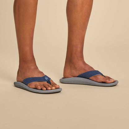 OluKai Ulele Men's Beach Sandals - Blue Depth / Charcoal