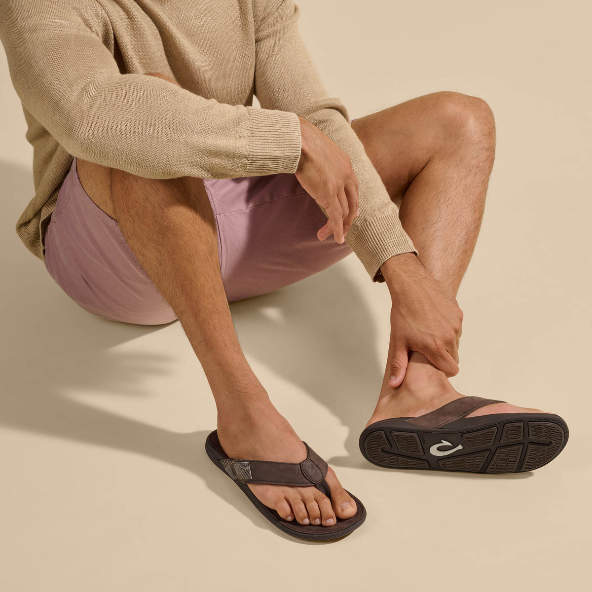 OluKai Tuahine Men's Waterproof Leather Beach Sandals - Dark Wood