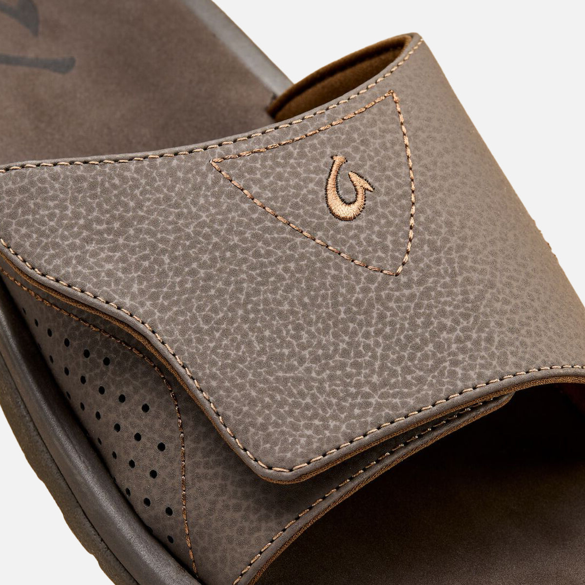 OluKai Nalu Slide Men's Beach Slide Sandals - Dark Java