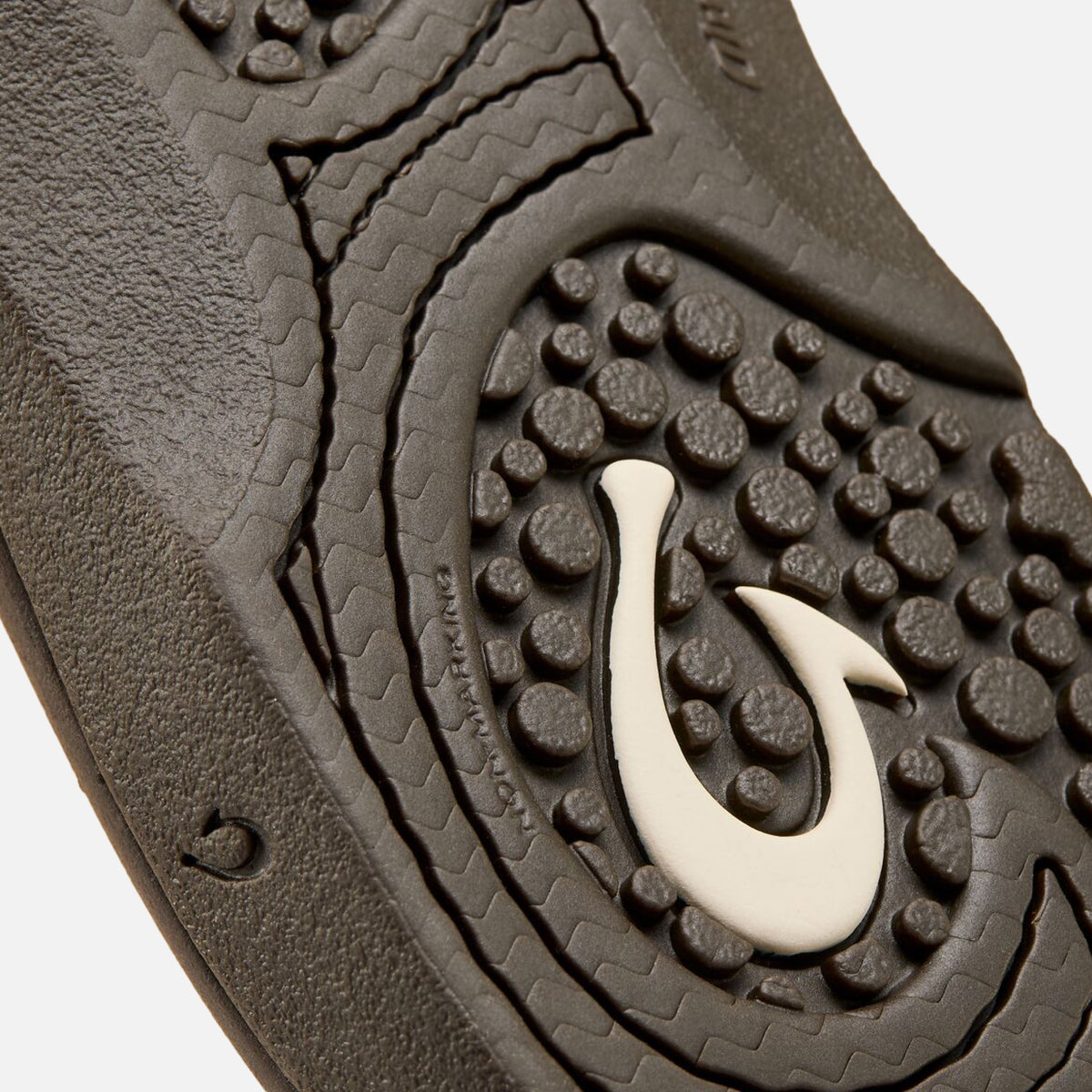 OluKai Nalu Slide Men's Beach Slide Sandals - Dark Java