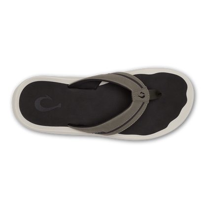 OluKai ʻAkeu - Mustang / Dk Java