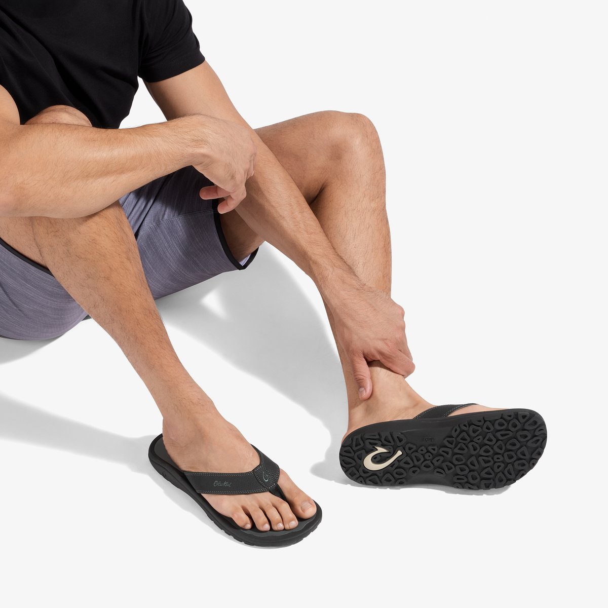 OluKai OluKai ‘Ohana - Black / Dark Shadow | Men's Beach Sandals