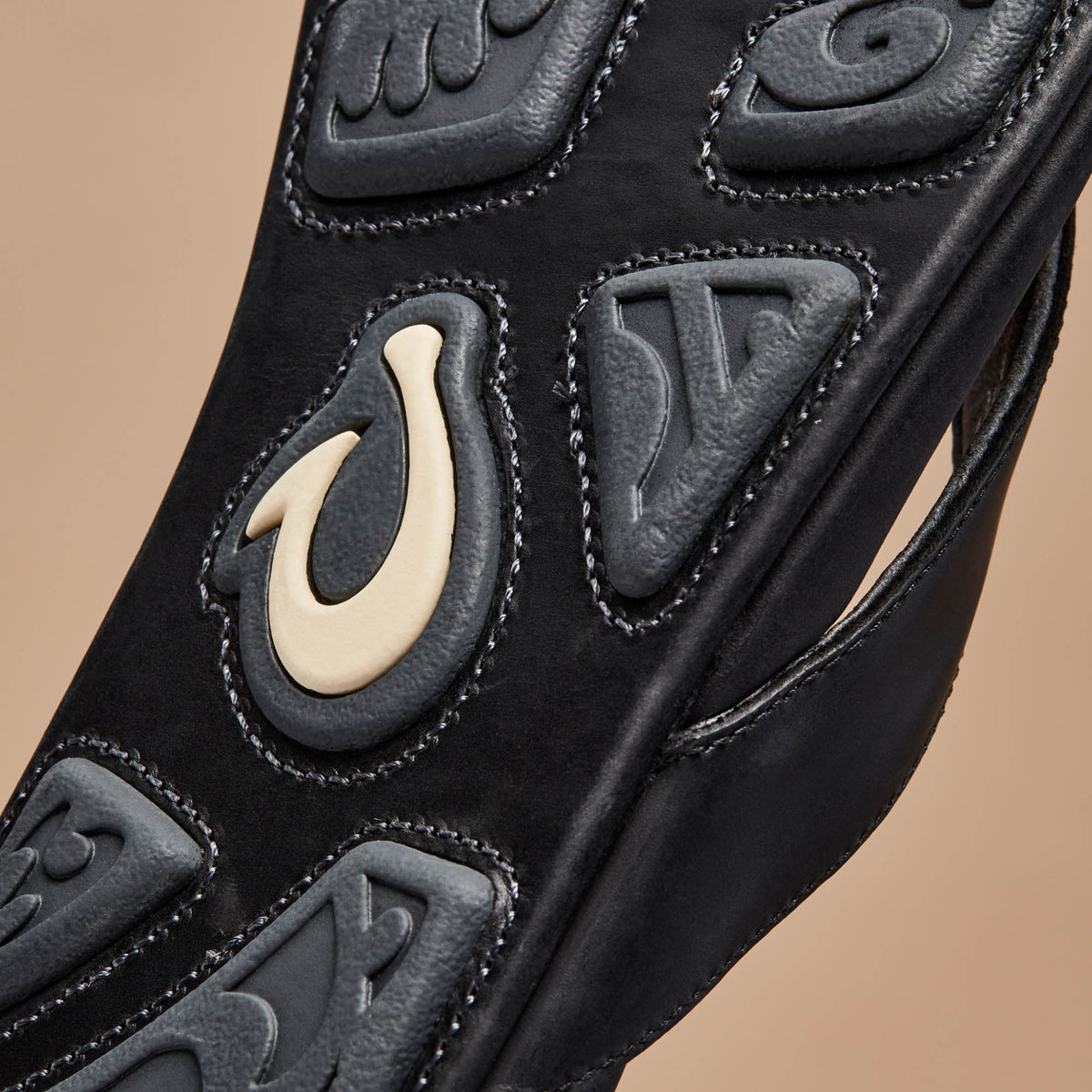 OluKai Mekila Men's Full-Grain Leather Beach Sandals - Black