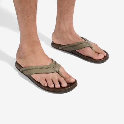 OluKai Hiapo - Clay / Mustang