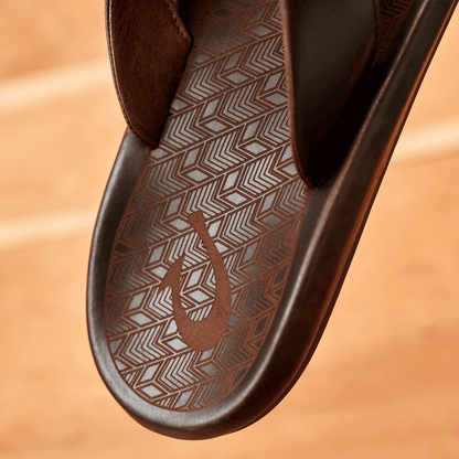 OluKai ‘Ilikai Men‘s Leather Beach Sandals - Dark Wood