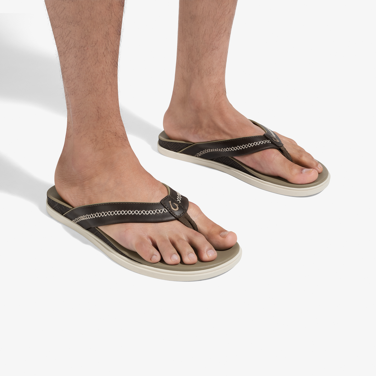 OluKai Shoreline - Mustang / Clay
