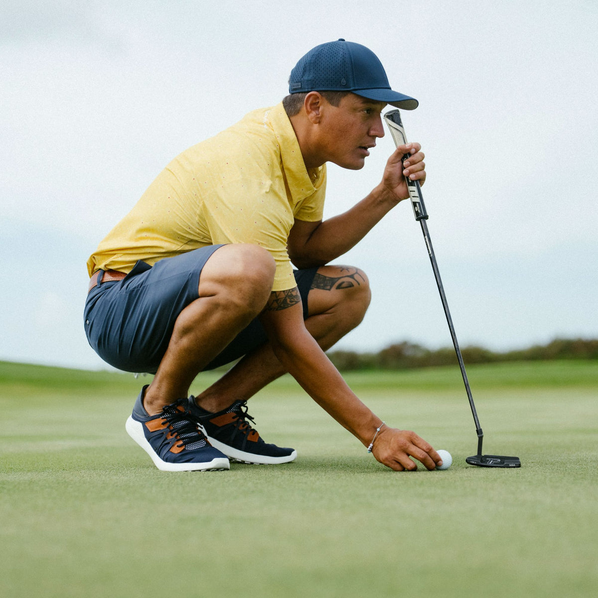 OluKai Manele Men’s Breathable Golf Shoes - Trench Blue