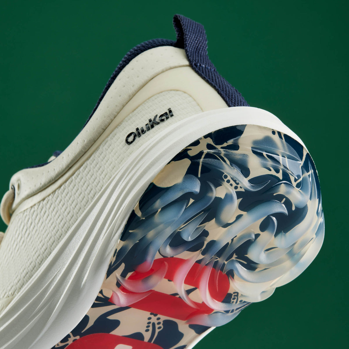OluKai Mākena Men’s Waterproof Golf Shoes - White Sand