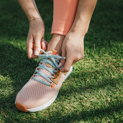 OluKai Wailuku Women’s Athletic Shoes - Peach / Swell