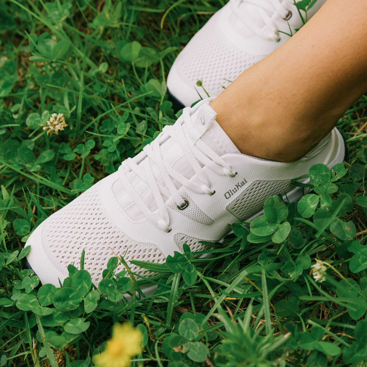 OluKai Huia Women’s Athleisure Shoes - White