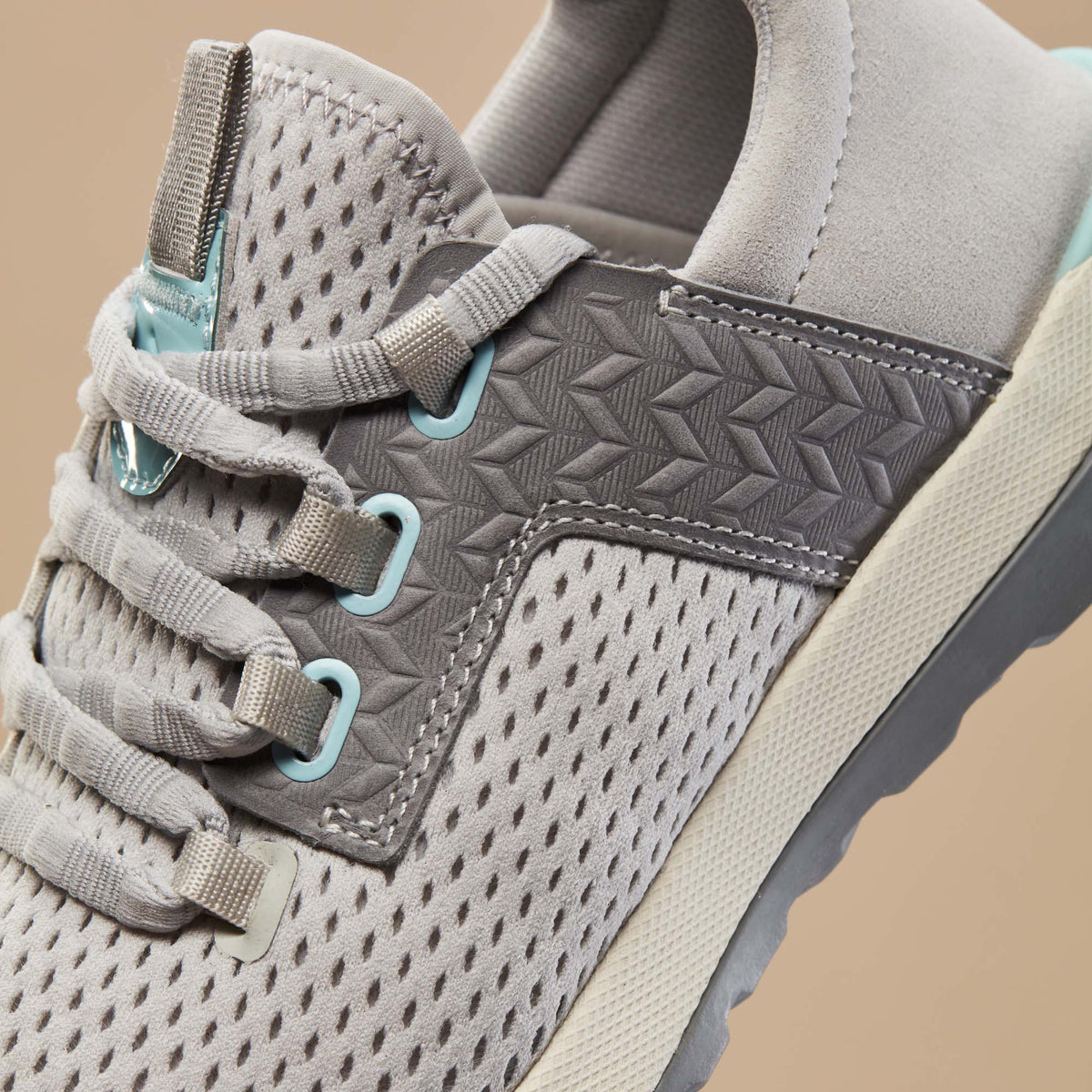 OluKai Wailuku Women’s Athletic Shoes - Mist Grey