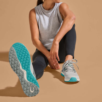 OluKai Wailuku Women’s Athletic Shoes - Mist Grey