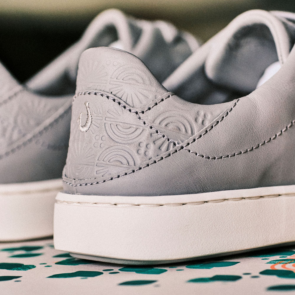 OluKai Pehuea Lī ‘Ili Women's Leather Sneakers - Ash