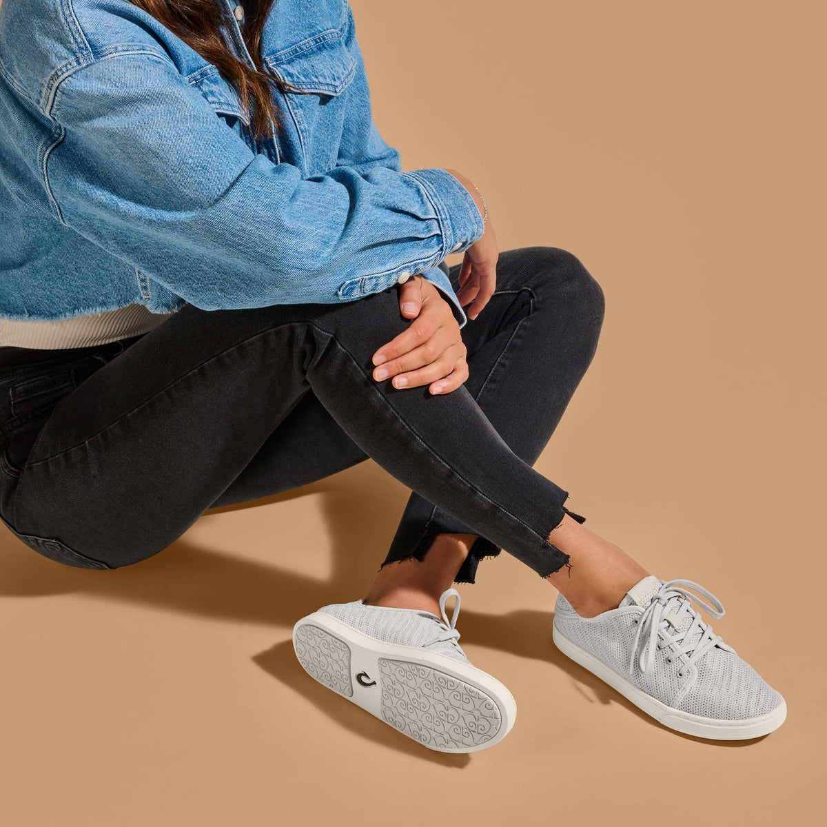 OluKai OluKai Pehuea Lī Women's Sneakers - Mist Grey