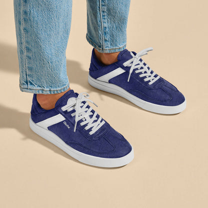 OluKai Hā‘upu Women’s Leather Sneakers - Navy / Off White