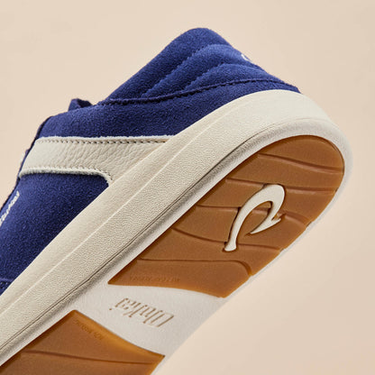 OluKai Hā‘upu Women’s Leather Sneakers - Navy / Off White