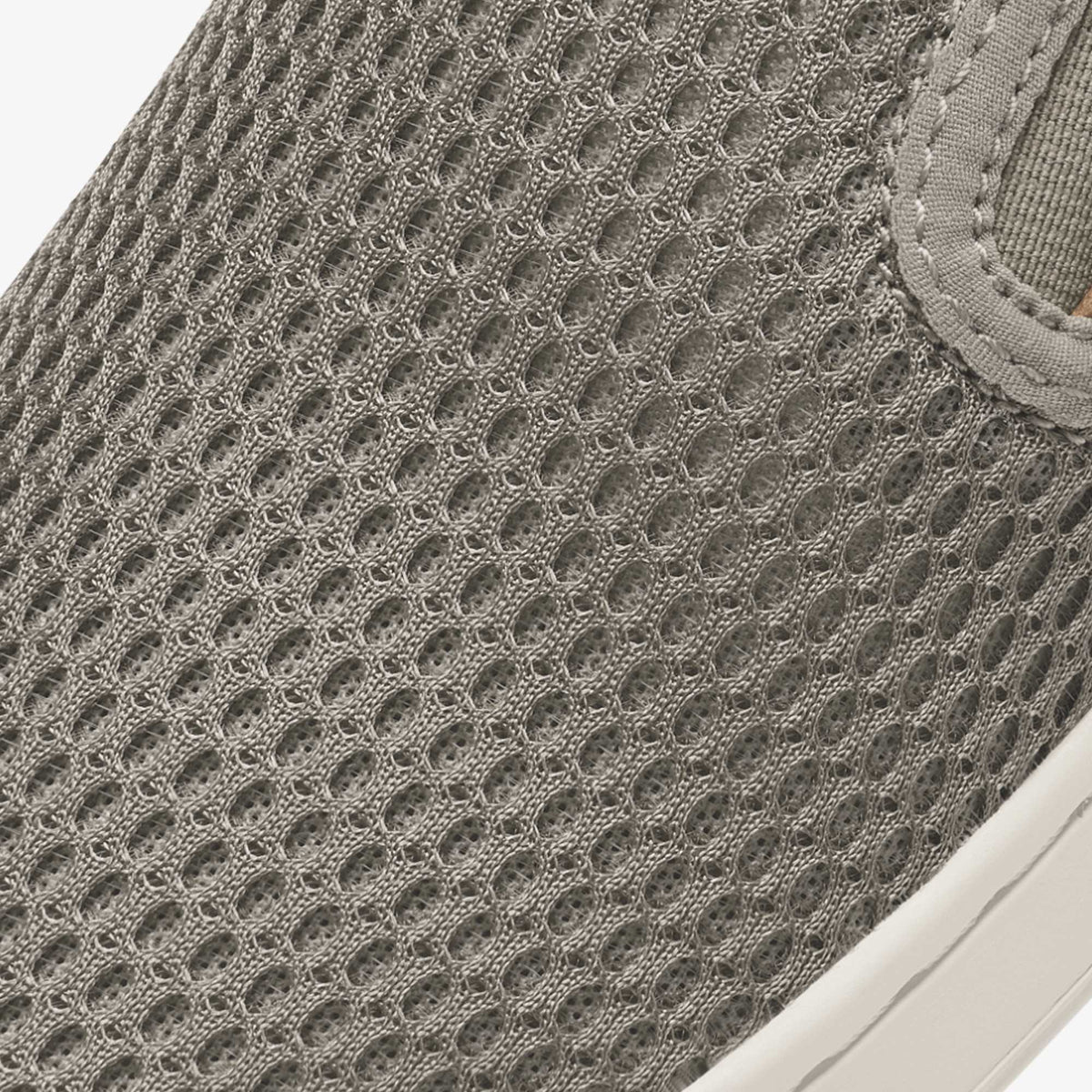 OluKai Pehuea - Taupe Grey / Taupe Grey