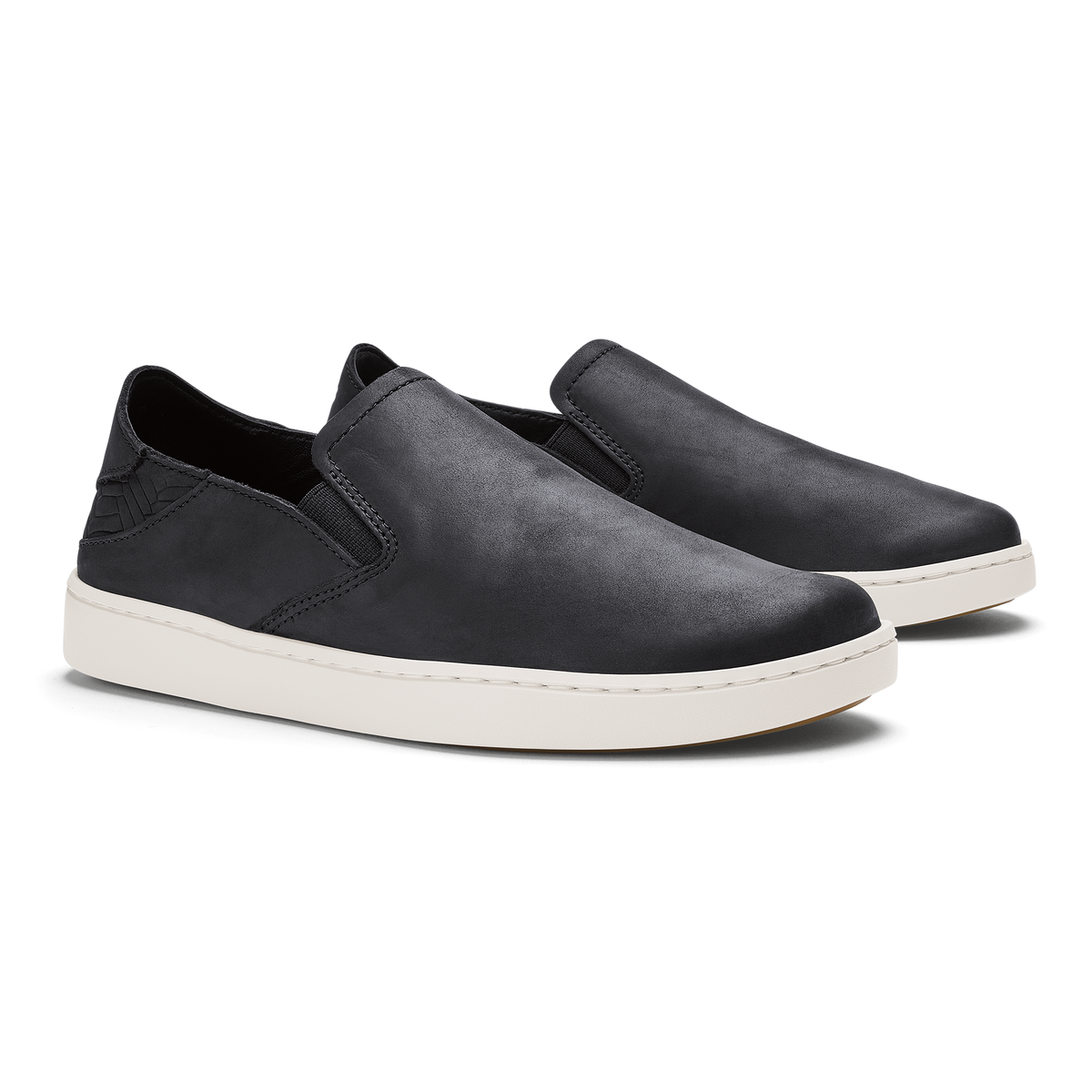 OluKai Pehuea Leather - Onyx / Onyx