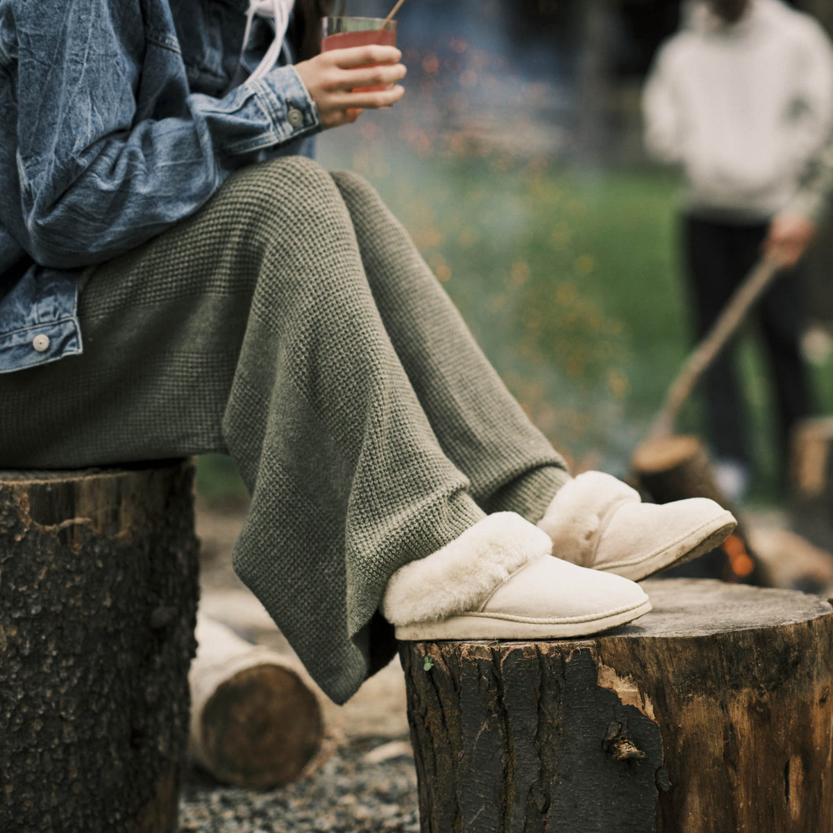 OluKai Ku‘i Women‘s Slip-On Slippers - Puka