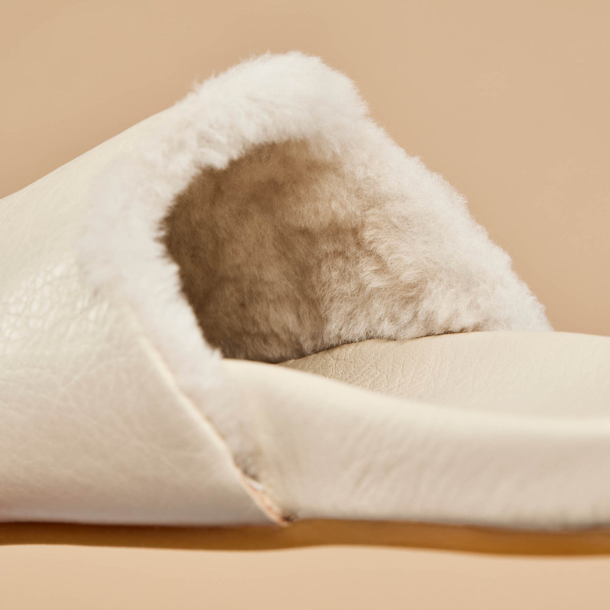 OluKai Kōnea Women’s Leather Slipper Mules - Bone