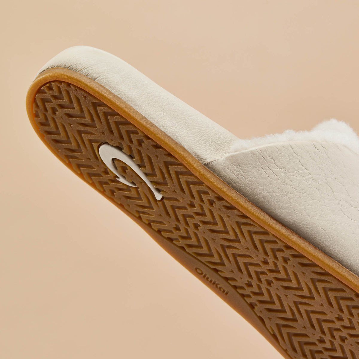 OluKai Kōnea Women’s Leather Slipper Mules - Bone