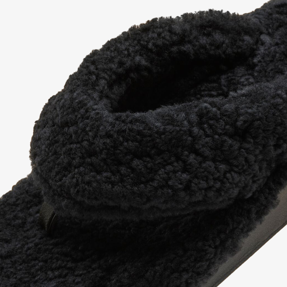 OluKai Kīpe'a Heu Women‘s Flip Flop Slippers - Black