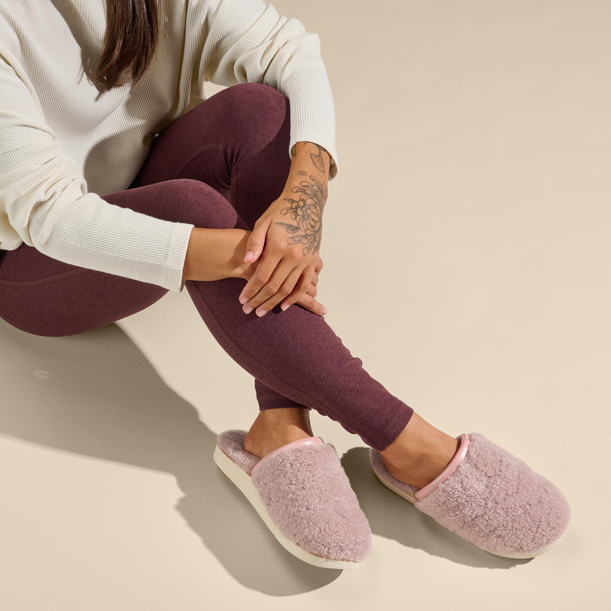 OluKai Pūpū Mua Women’s Shearling Mule Slipper - Pink Sea Salt