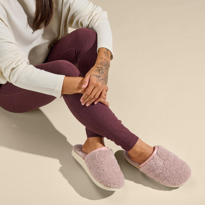 OluKai Pūpū Mua Women’s Shearling Mule Slipper - Pink Sea Salt