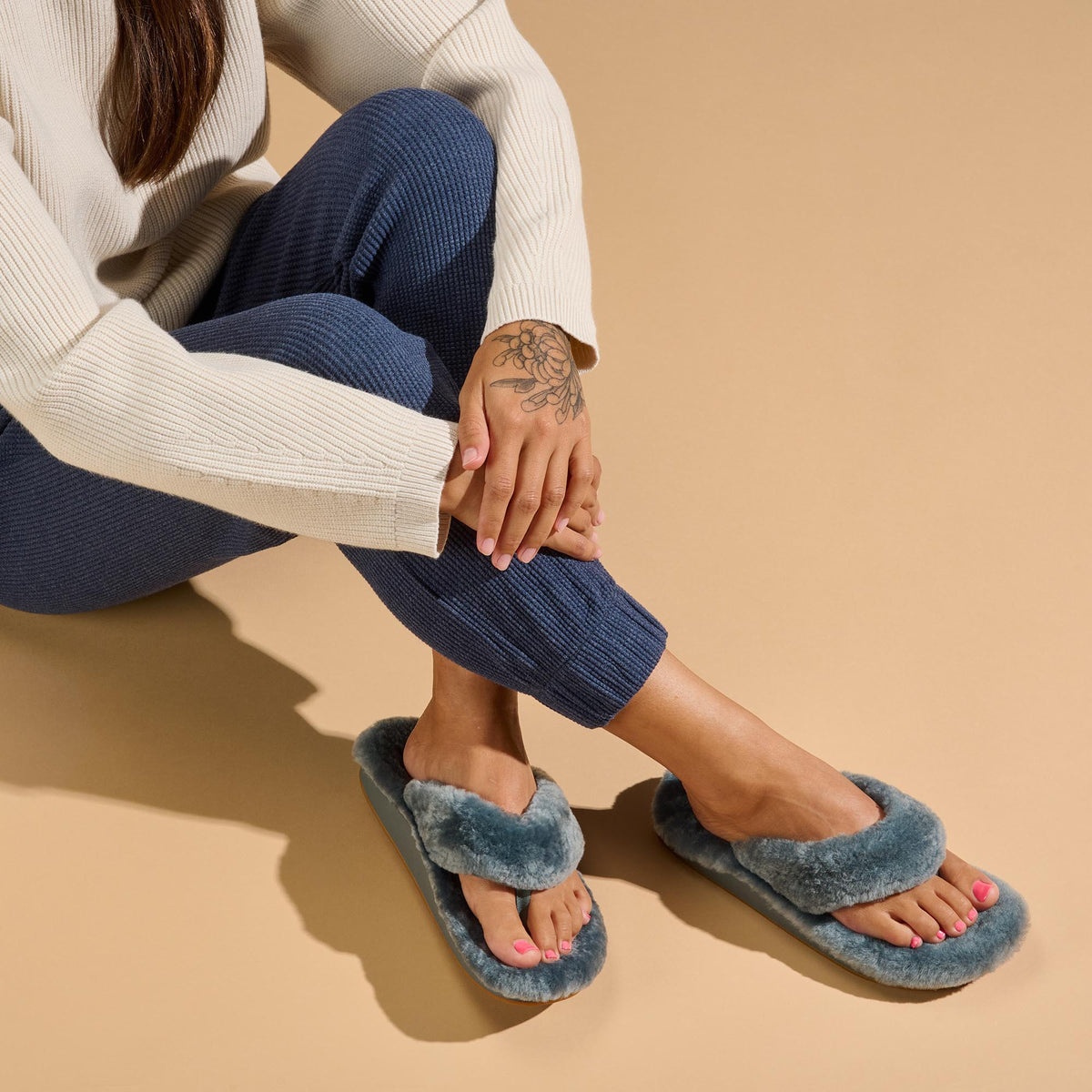 OluKai Kipe‘a Heu Women‘s Flip Flop Slippers - Storm