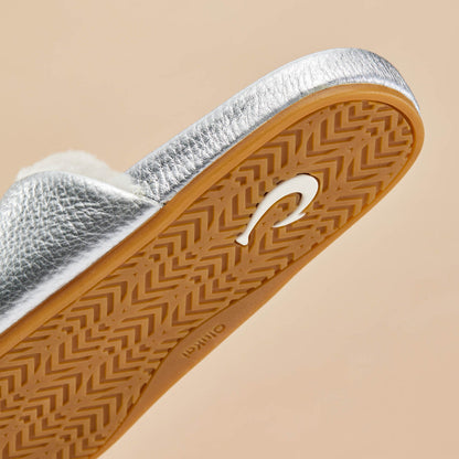 OluKai Kōnea Women’s Leather Slipper Mules - Silver