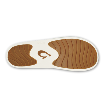 OluKai Mani - Puka / Golden Sand