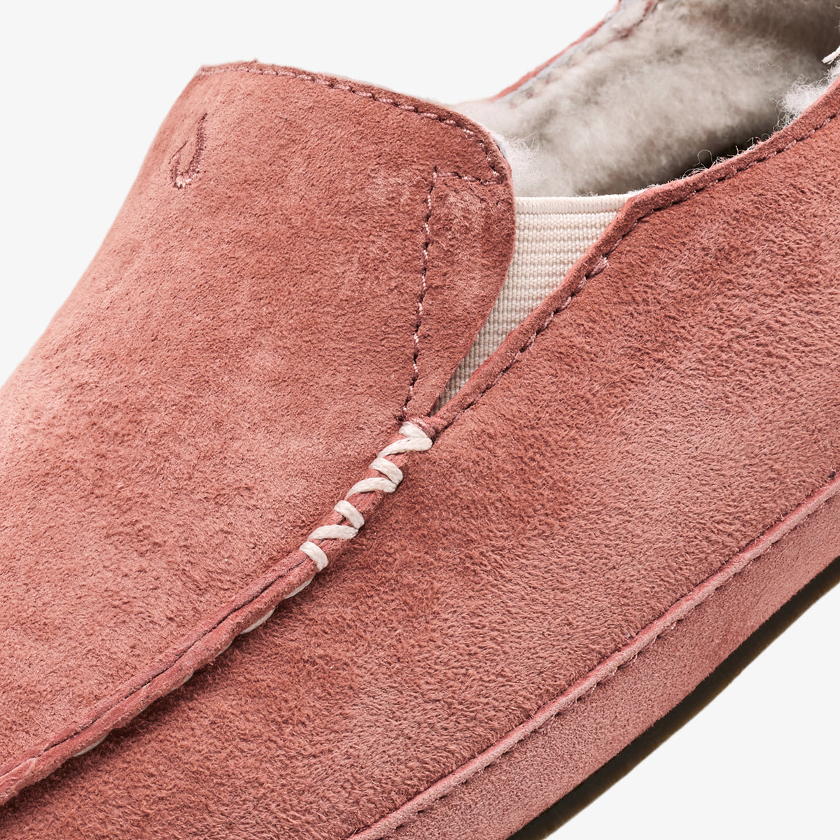 OluKai Nohea Women's Leather Slippers - Cedarwood