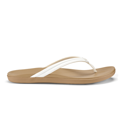 OluKai Ho‘opio Malua - Bright White / Warm Sand