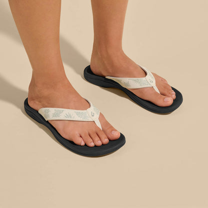 OluKai ‘Ohana Women's Beach Sandals - Bright White / Hua