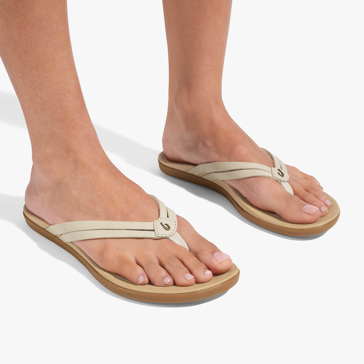 OluKai Ho'opio Hui - Tapa / Warm Sand