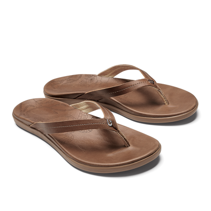 OluKai Honu Women’s Leather Beach Sandals - Tan