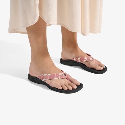 OluKai ‘Ohana Women's Best Selling Beach Sandals - Coral Rose / Pa‘i