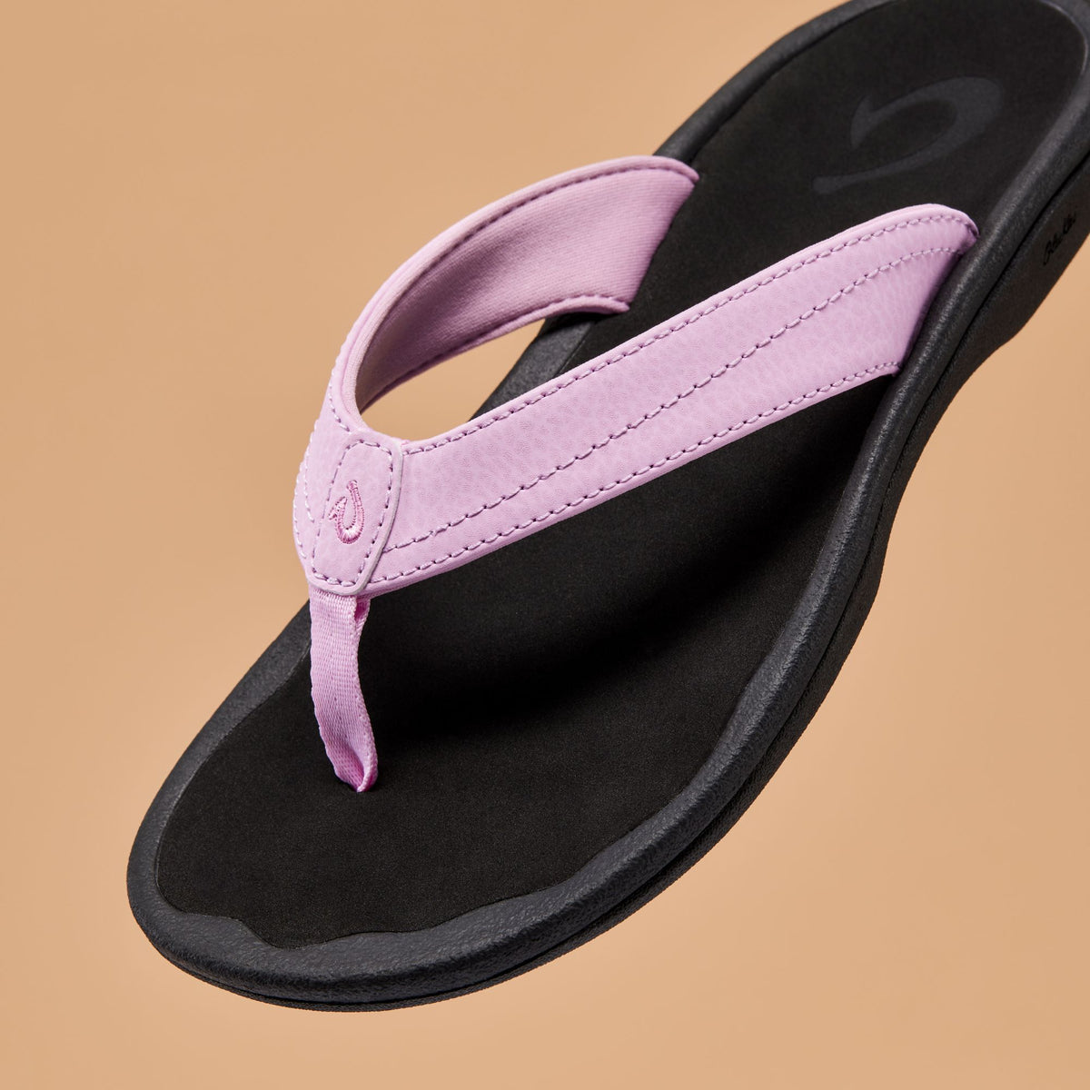 OluKai ‘Ohana Women's Beach Sandals - Paradise Pink / Lava Rock